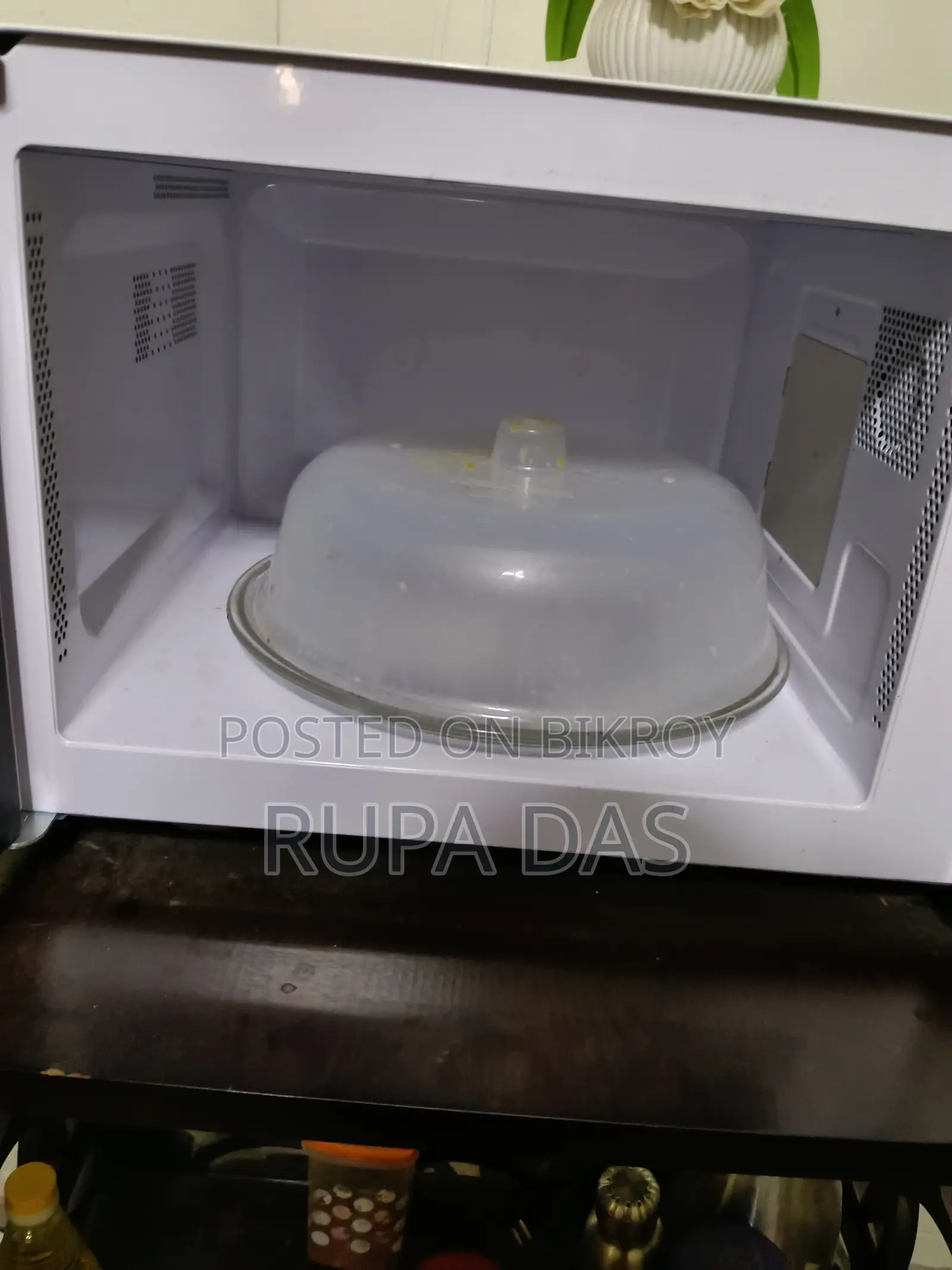 Microwave Oven
