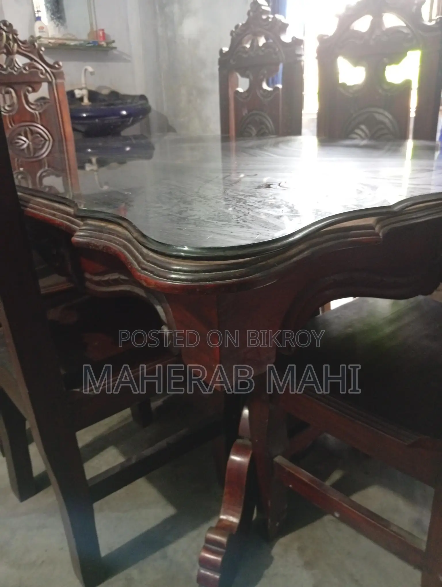 Dining Table for Sale