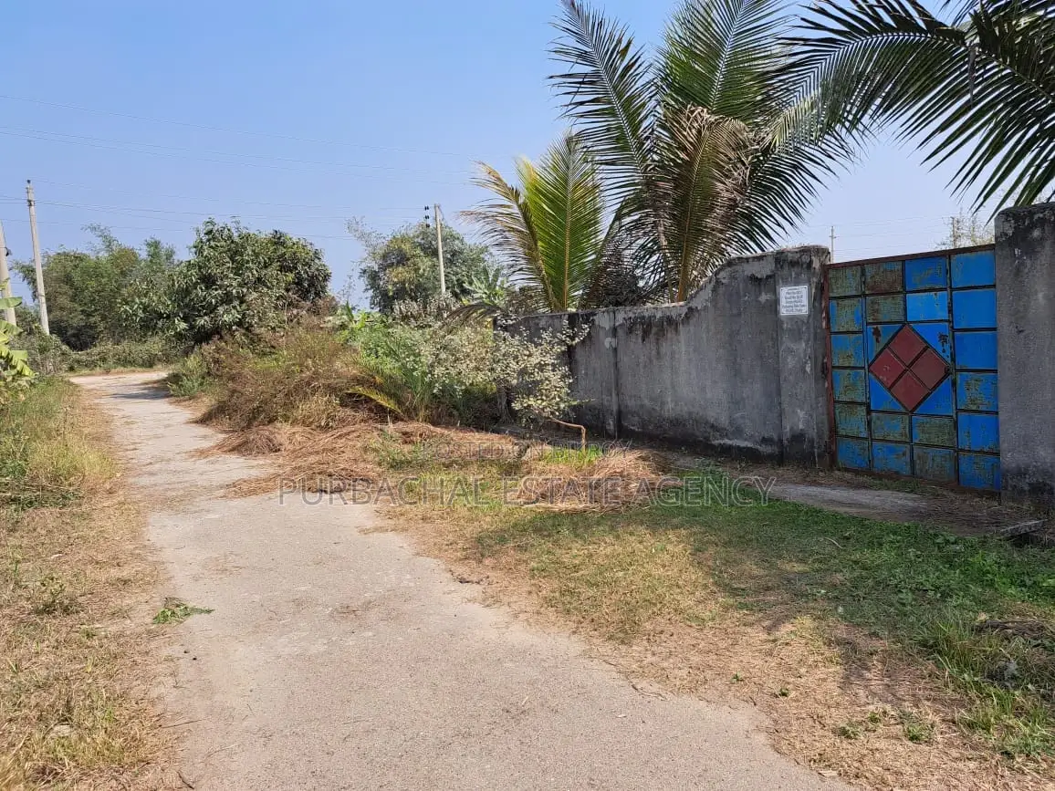 Near Lake, 5 Katha Plot In Sec#5