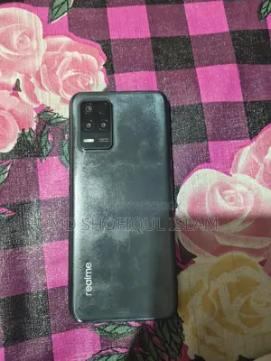 Realme 8 . (Used)