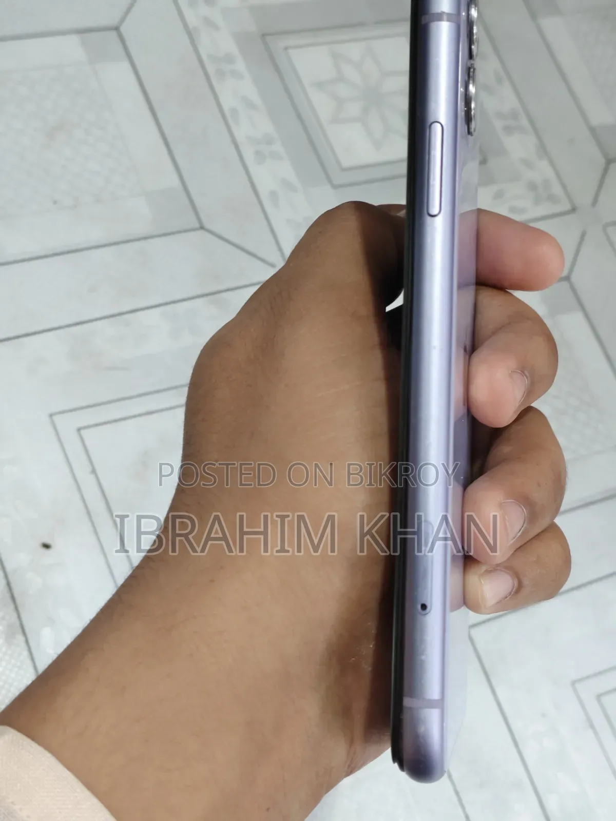 Apple iPhone 11 64 GB Purple