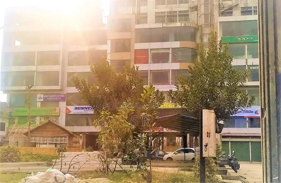 70000 SQFT Mega Complex Rent/Sale