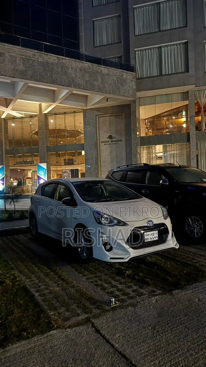 Toyota Aqua 2016