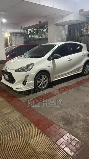Toyota Aqua 2016