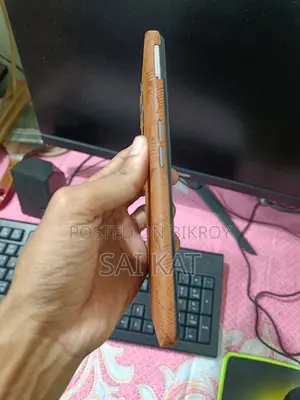 Realme 8i (Used)
