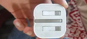 iPhone 20W Adapter