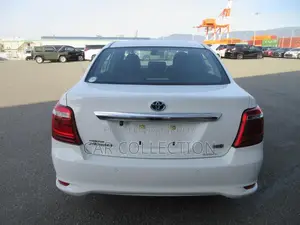 Toyota Axio 2021