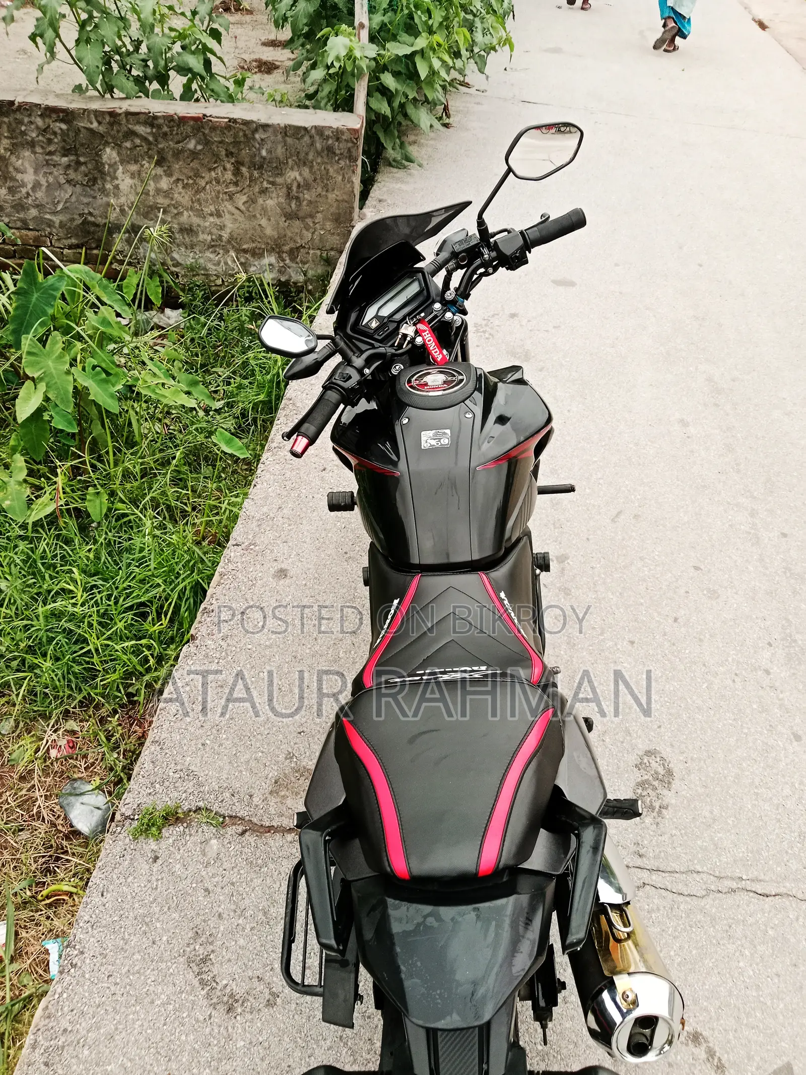 হোন্ডা ২০২৩ কালো
