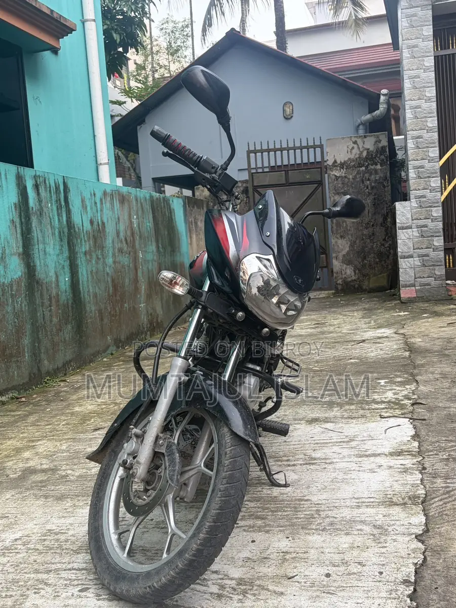 Bajaj Discover 125 . 2017