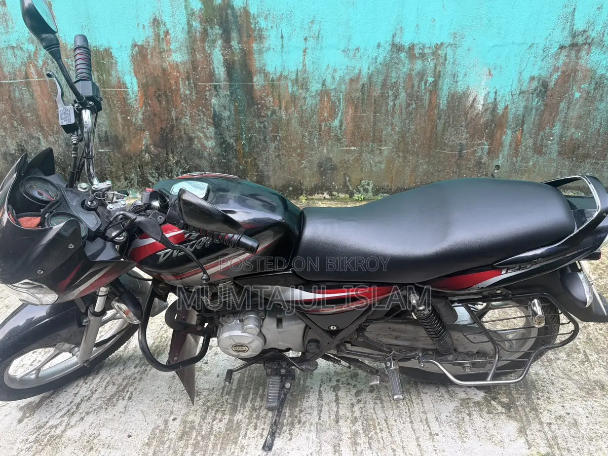 Bajaj Discover 125 . 2017