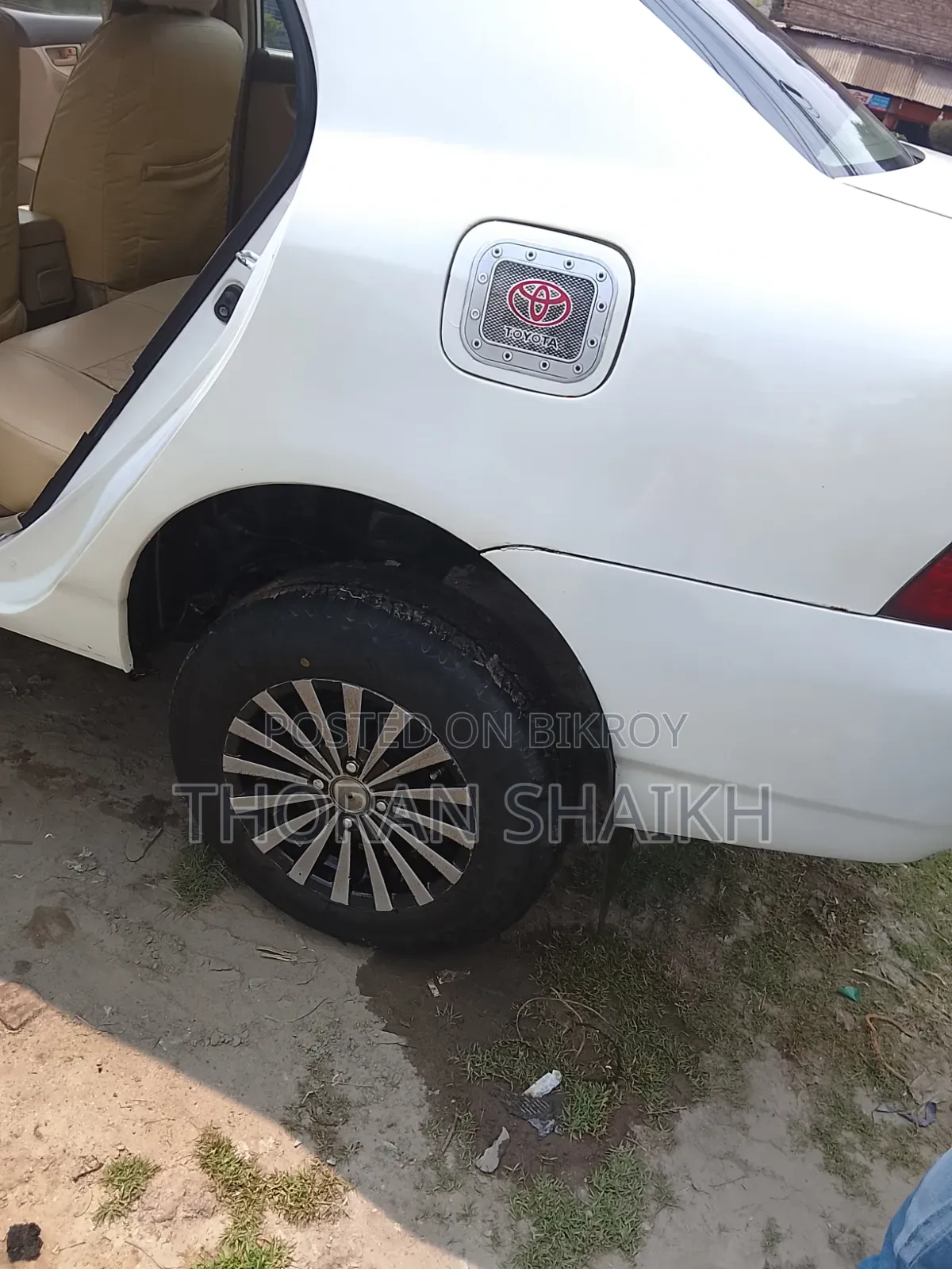 Toyota Corolla 2004 White