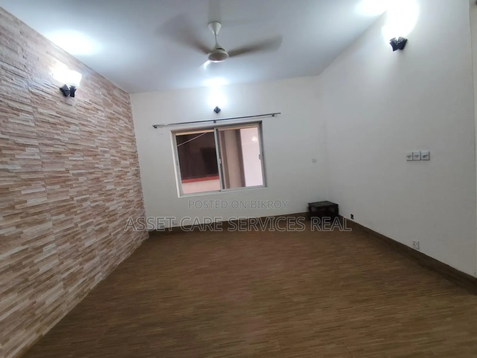 Un-Furnished 3Bed Exclusive Apartment Rent Baridhara Diplomatic Zone