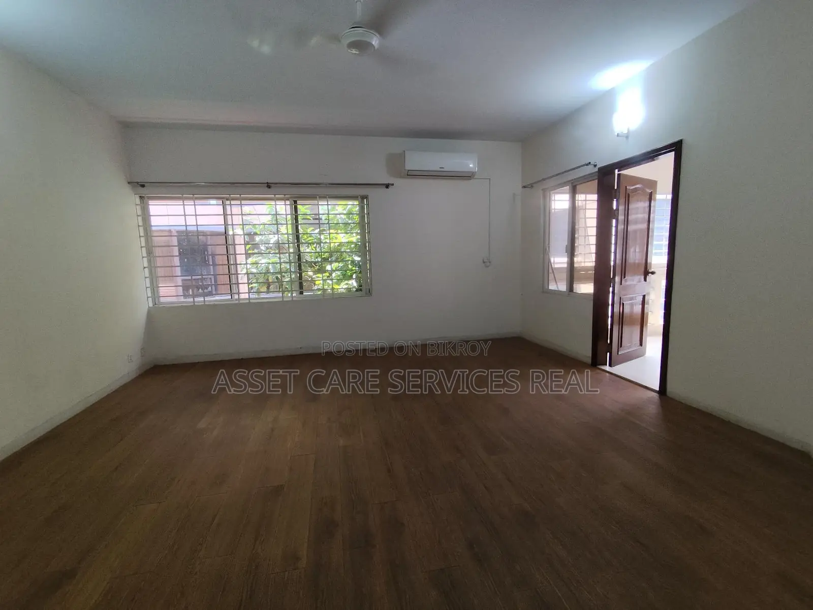 Un-Furnished 3Bed Exclusive Apartment Rent Baridhara Diplomatic Zone