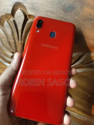 Samsung Galaxy A20 3/32 (Used)