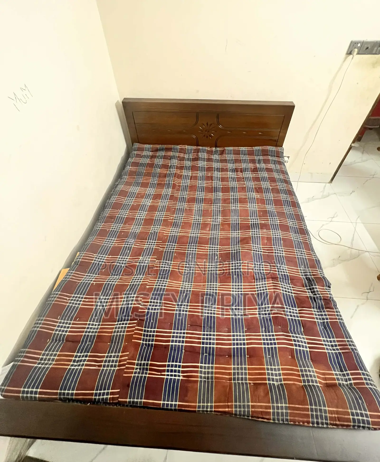 Double Bed with Mattress and Quilt