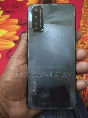 Vivo Y20 . (Used)