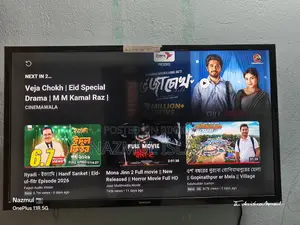 Samsung T4500 32" Smart LED TV with Voice Remote