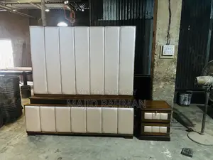 Bed + Side Box