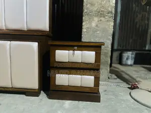 Bed + Side Box
