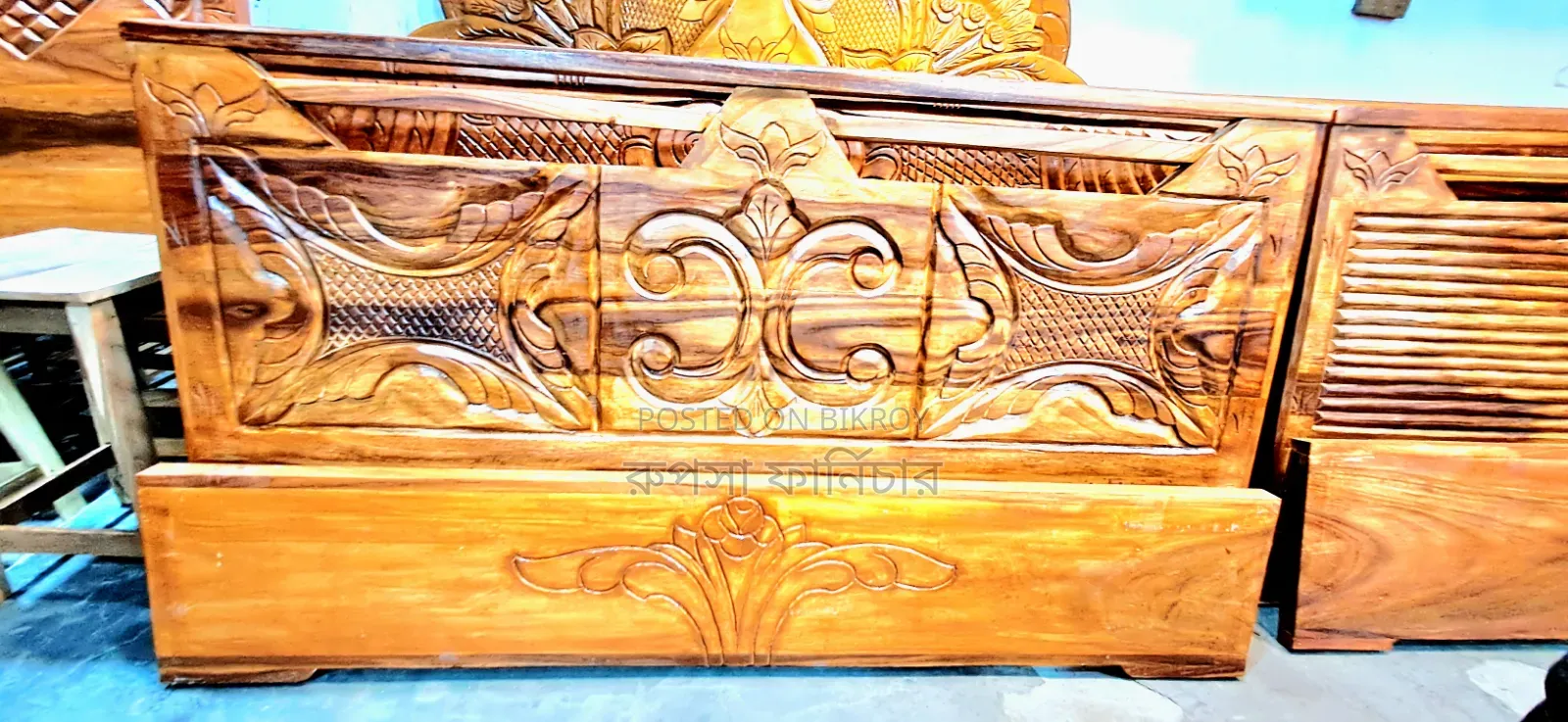 ৬/৭ ফিট সেমি বক্স খাট