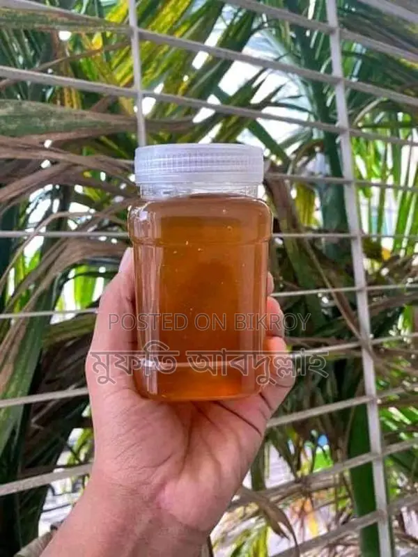 প্রাকৃতিক চাকের মধু