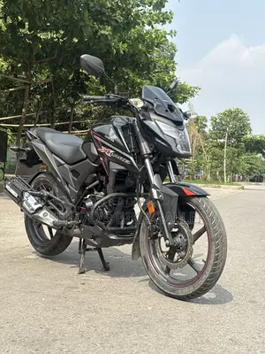 Honda X Blade 2021