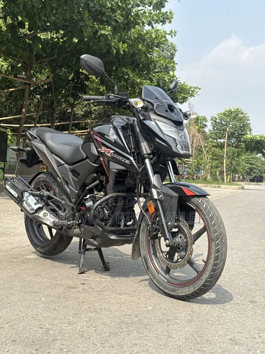 Honda X Blade 2021