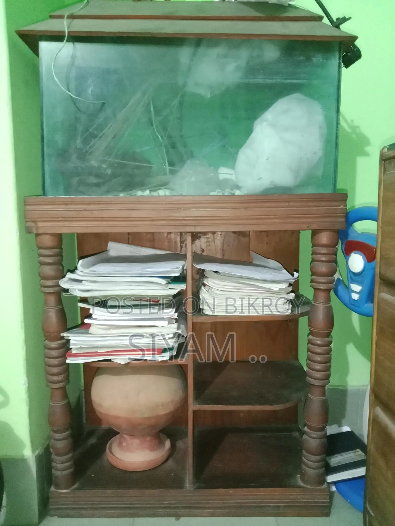 Aquarium Stand