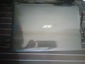 একটি ল্যাপটপ বিক্রি হবে।
