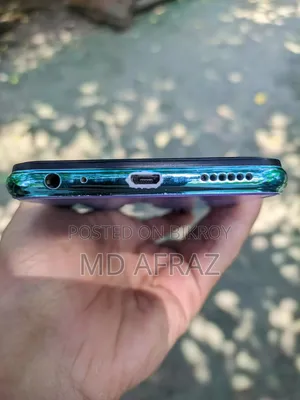 Vivo Y11 32 GB Blue