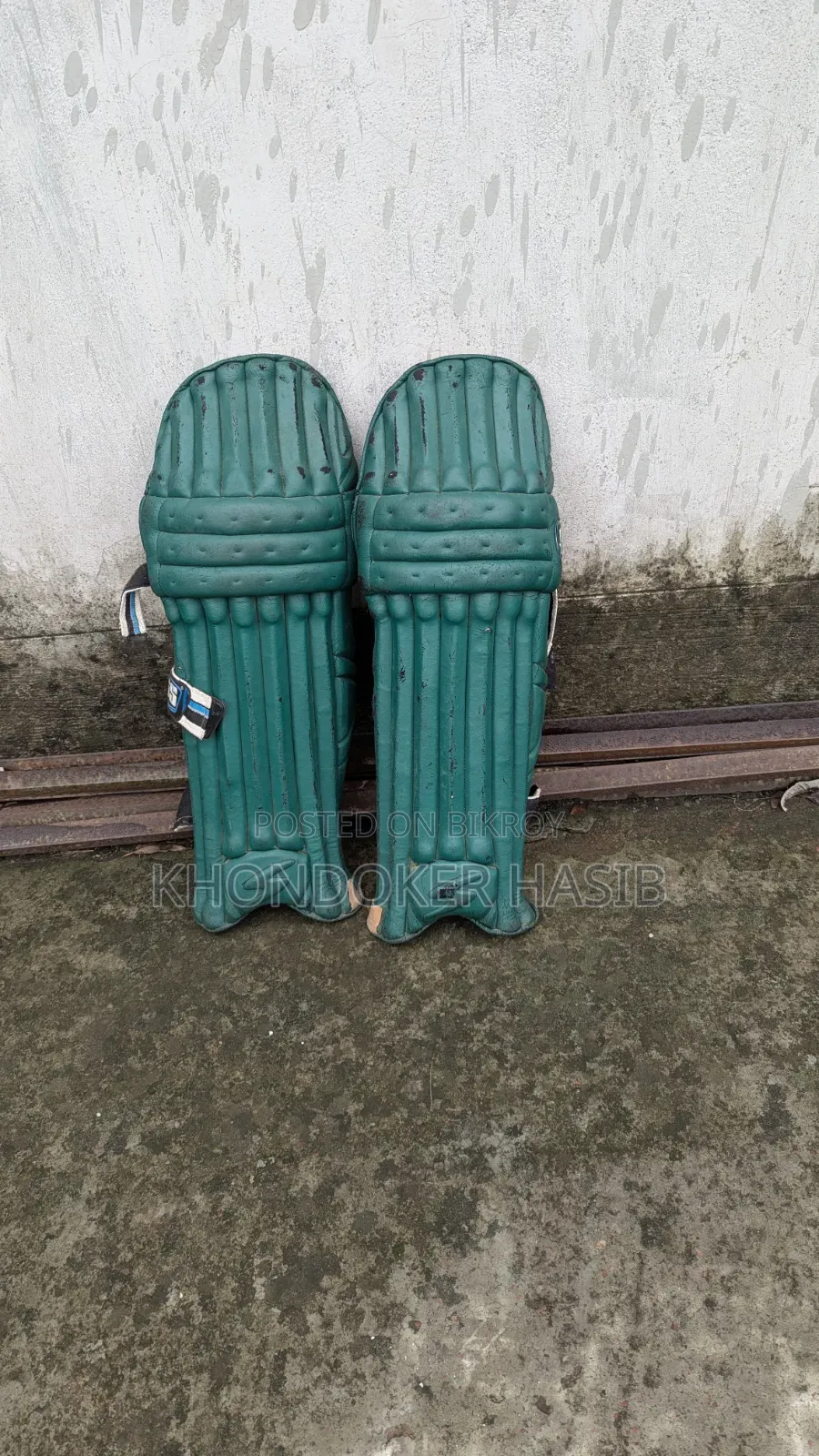 Cricket Instrument