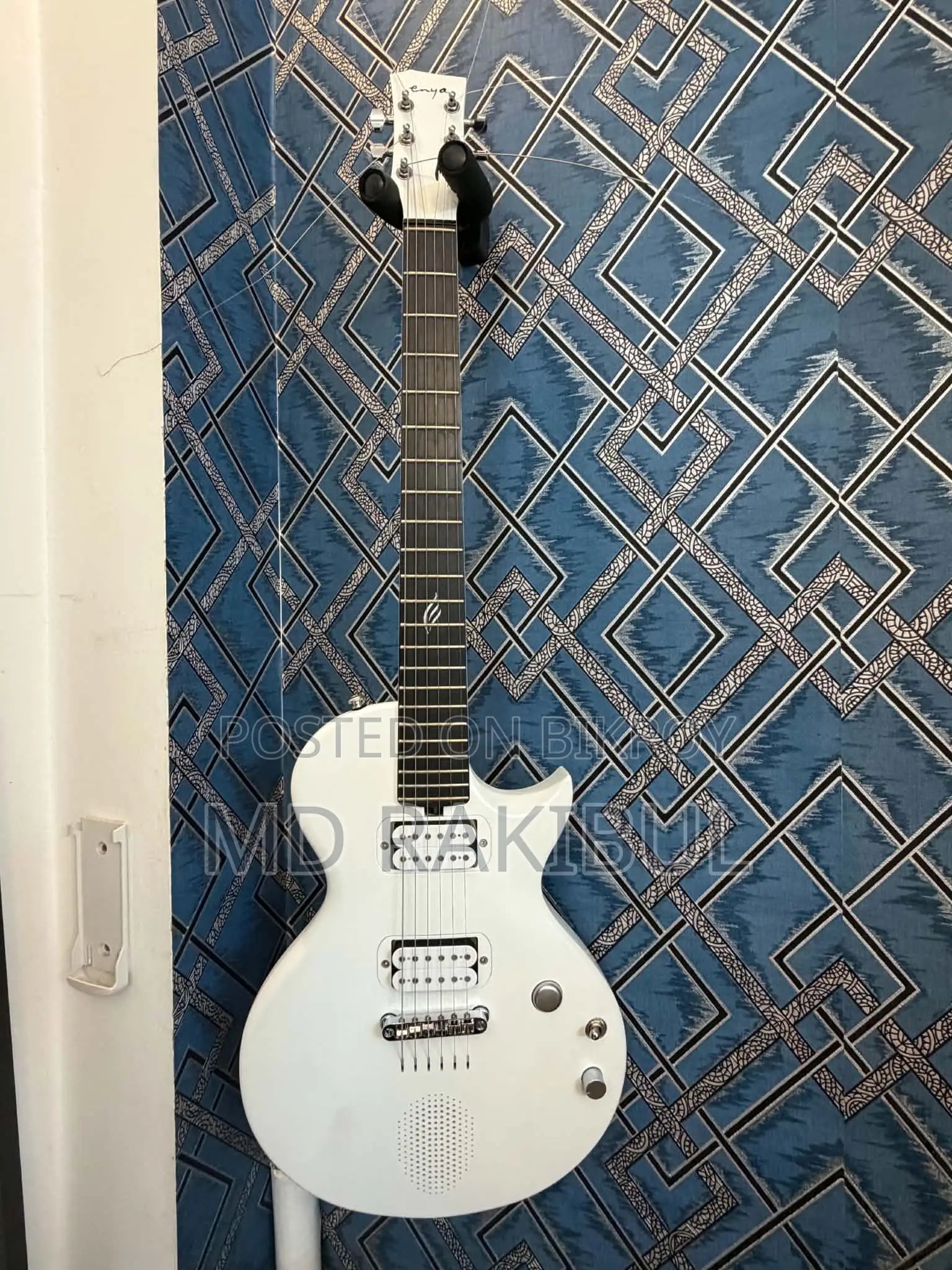 Enya Nova Go Sonic Smart Audio Built-in Speaker Electric Guitar