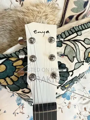 Enya Nova Go Sonic Smart Audio Built-in Speaker Electric Guitar