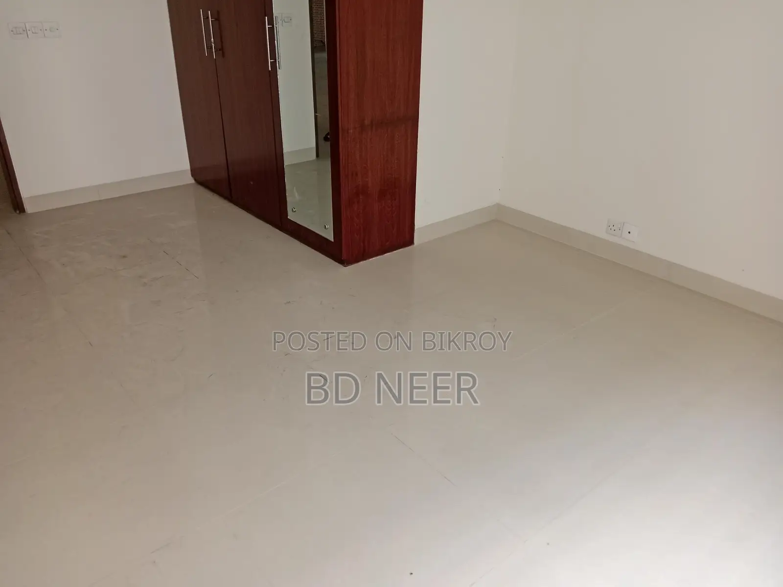 Good Looking 4000 Sq Ft 4 Bed room apt rent in Gulshan
