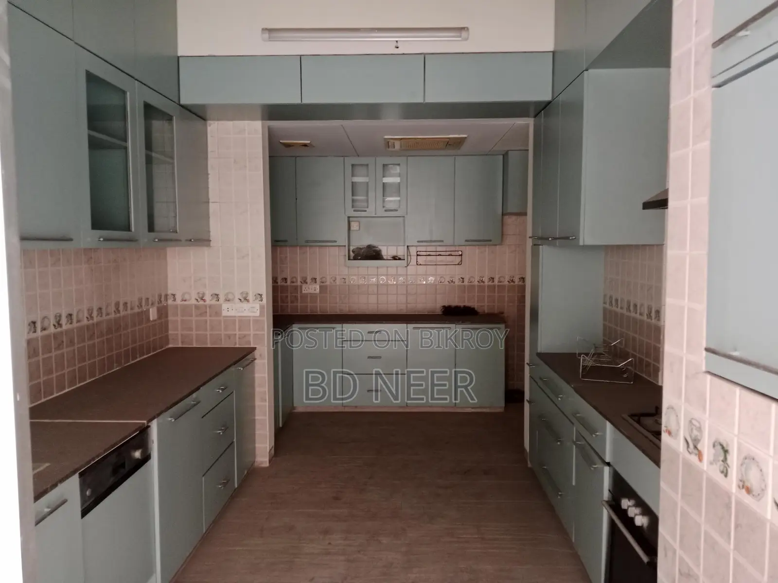 Good Looking 4000 Sq Ft 4 Bed room apt rent in Gulshan