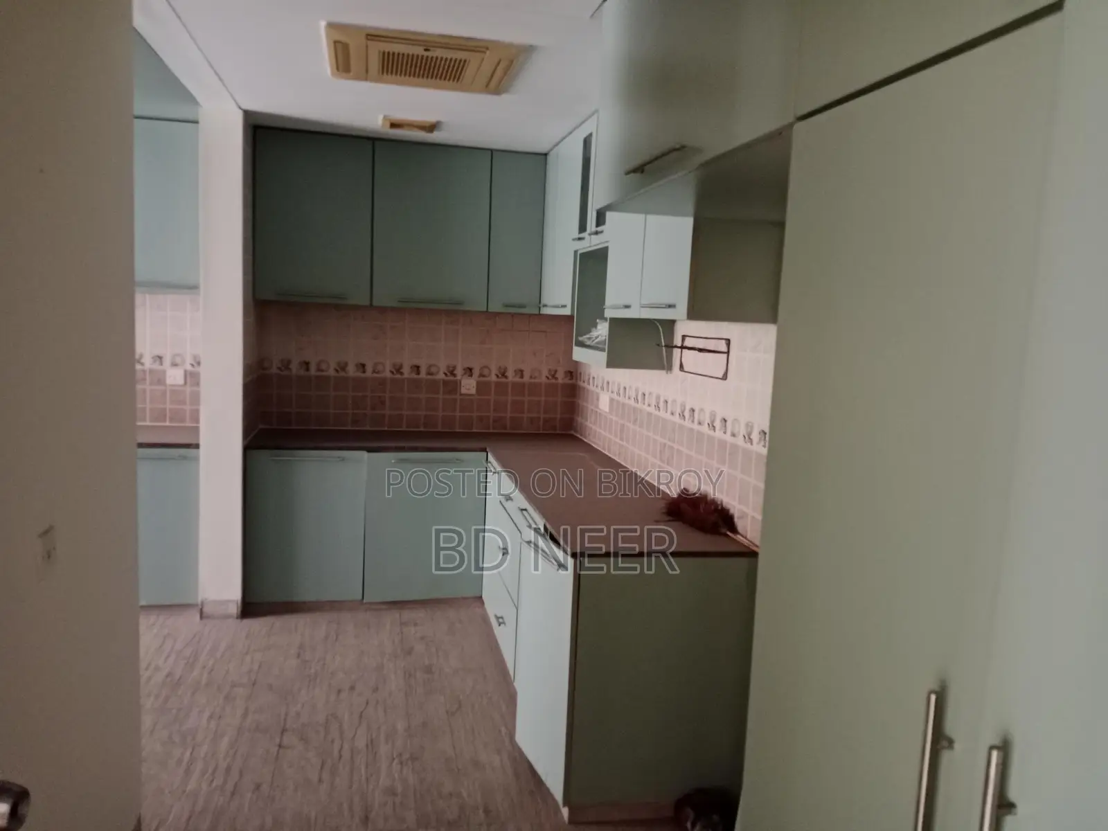 Good Looking 4000 Sq Ft 4 Bed room apt rent in Gulshan