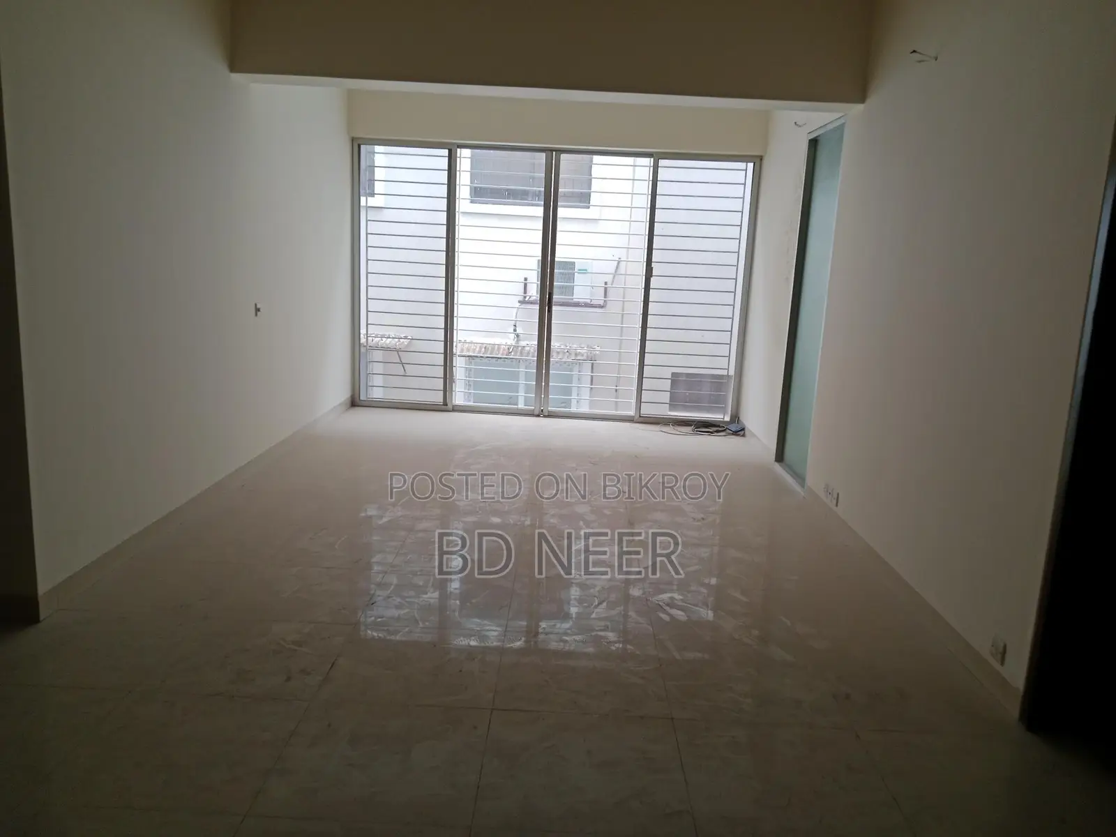Good Looking 4000 Sq Ft 4 Bed room apt rent in Gulshan