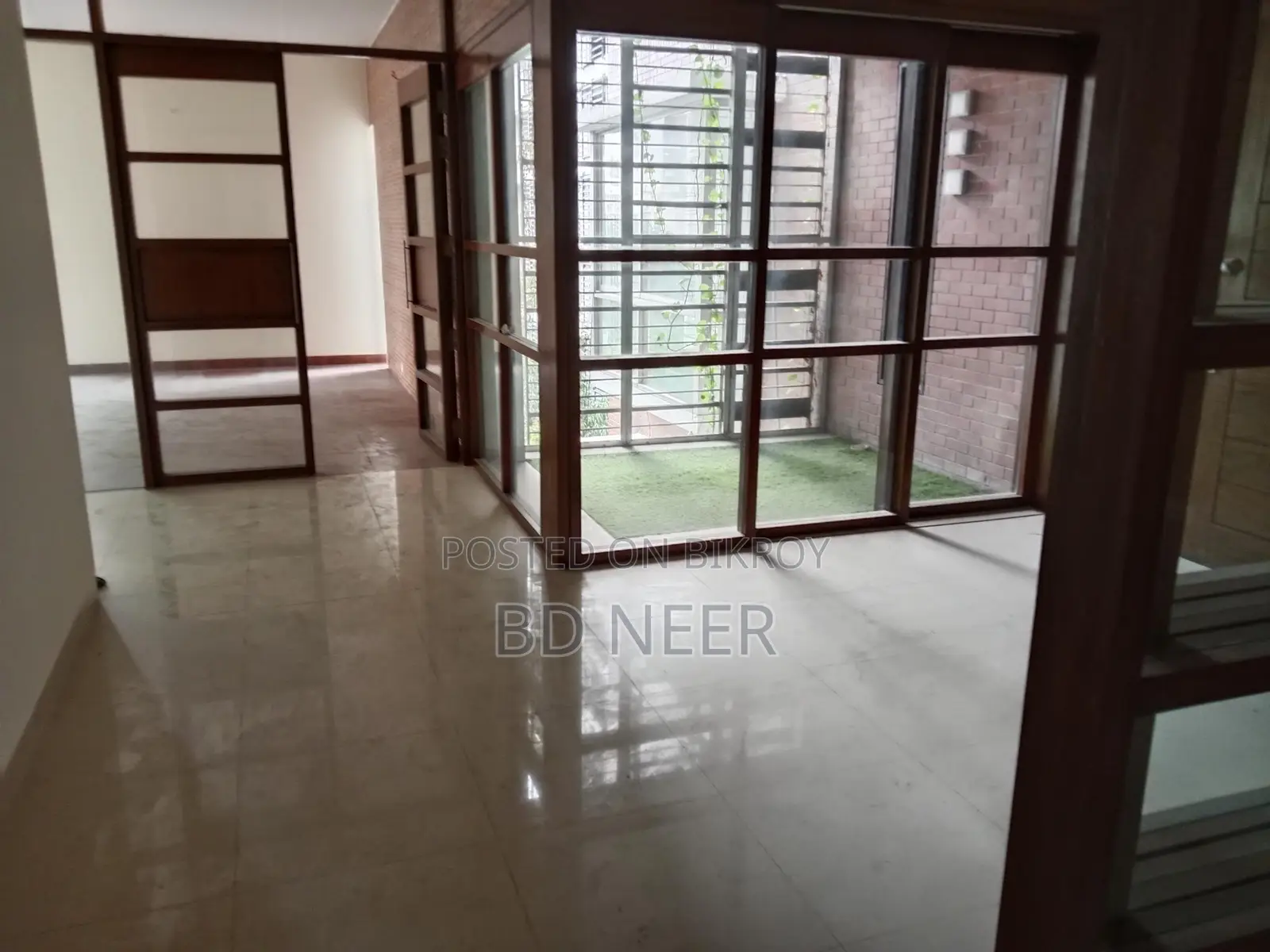 Good Looking 4000 Sq Ft 4 Bed room apt rent in Gulshan