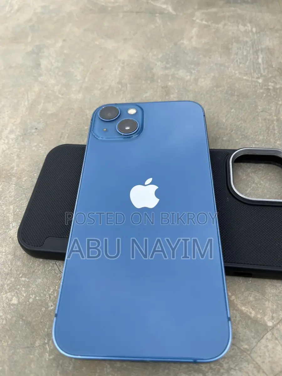 Apple iPhone 13 (Used)