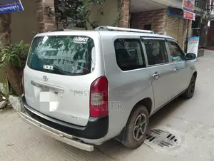 Toyota Probox 2005