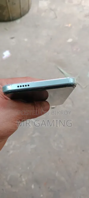 Vivo Y03 64 GB Blue