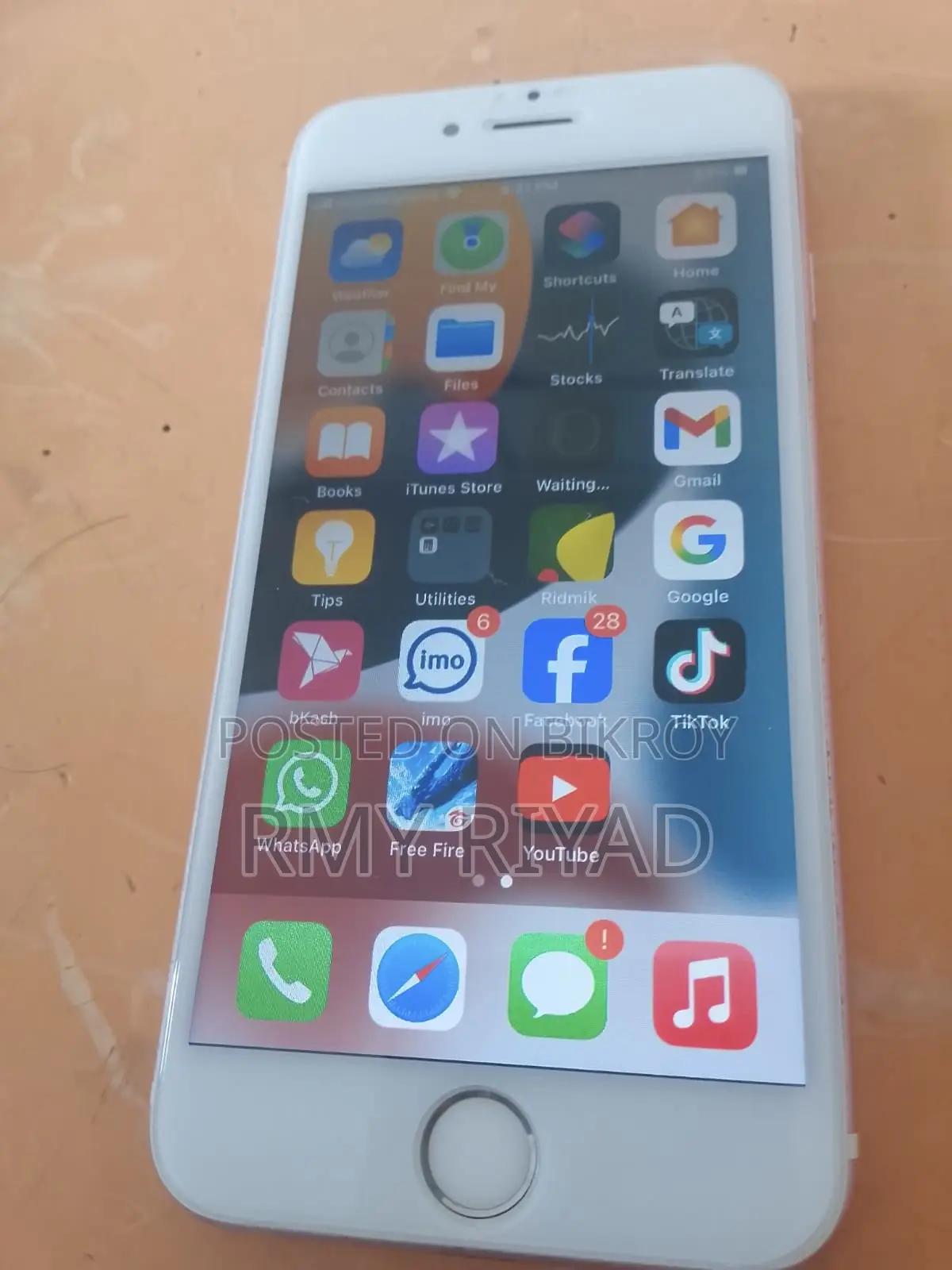 Apple iPhone 6s 64 GB Rose Gold