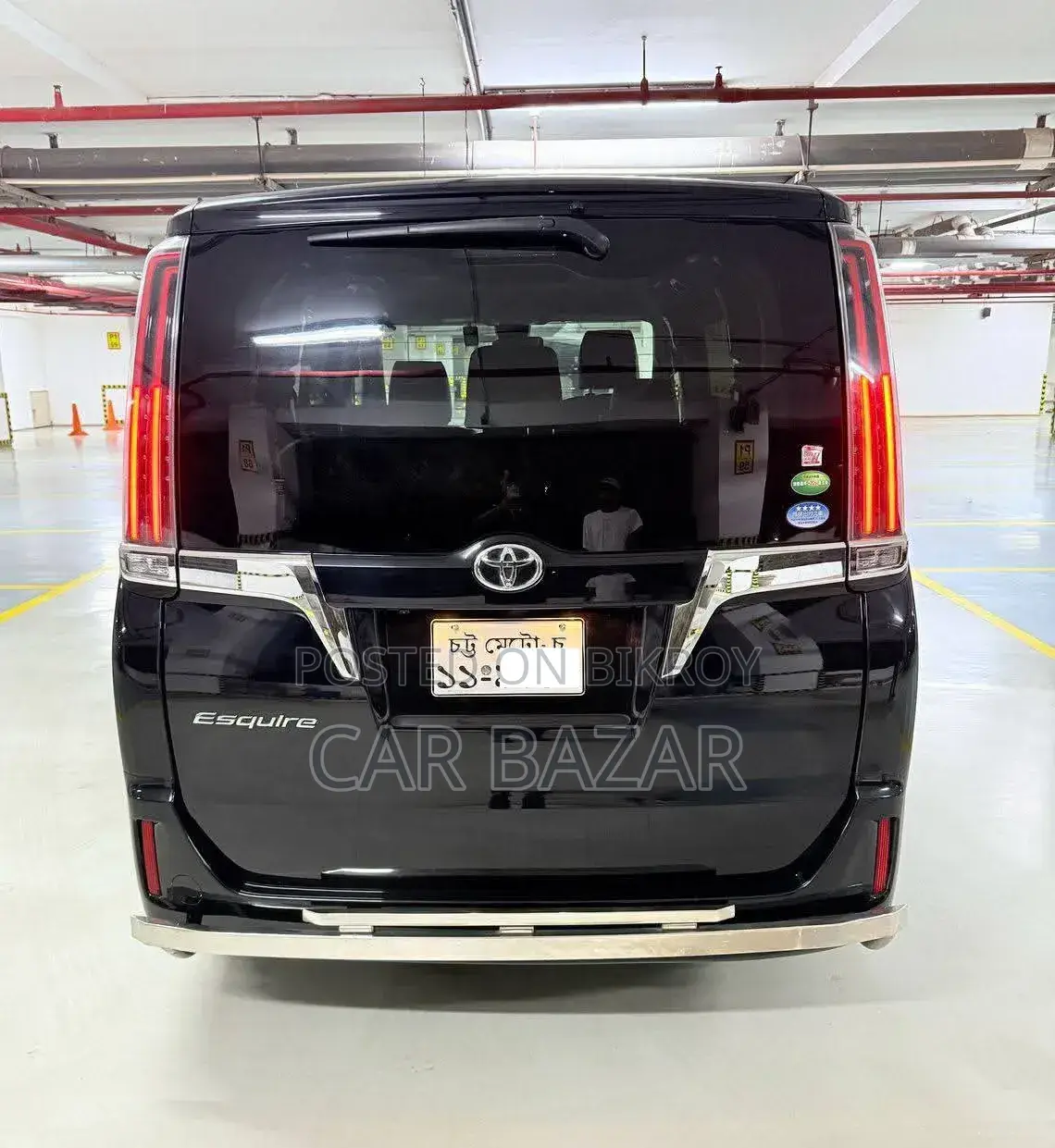 Toyota Esquire 2018 Black