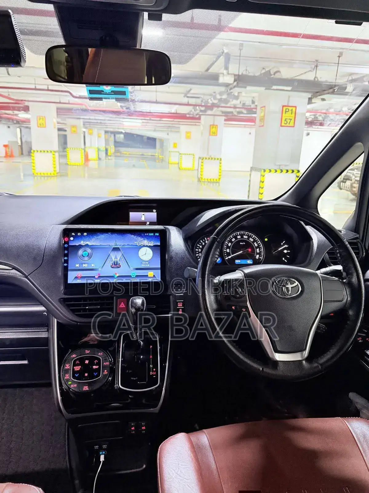 Toyota Esquire 2018 Black
