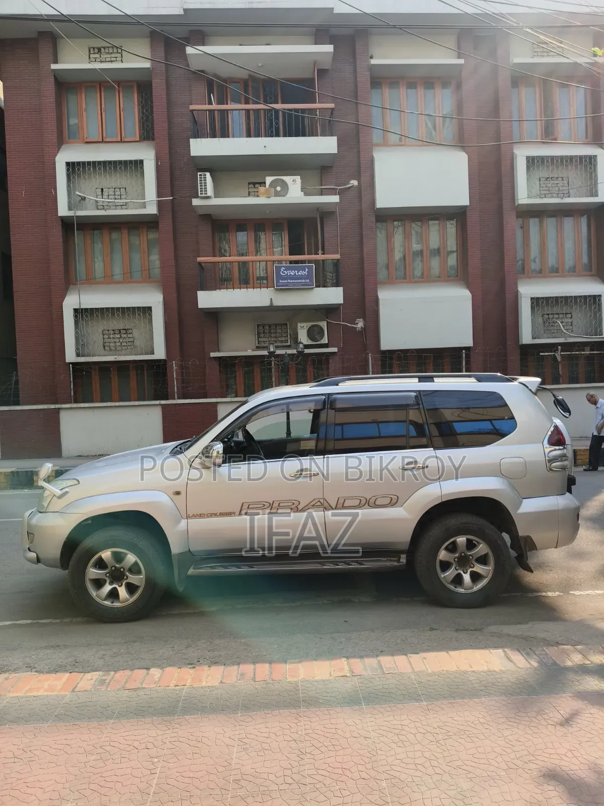 Toyota Land Cruiser Prado 2004