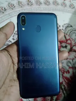 Samsung Galaxy M20 (Used)