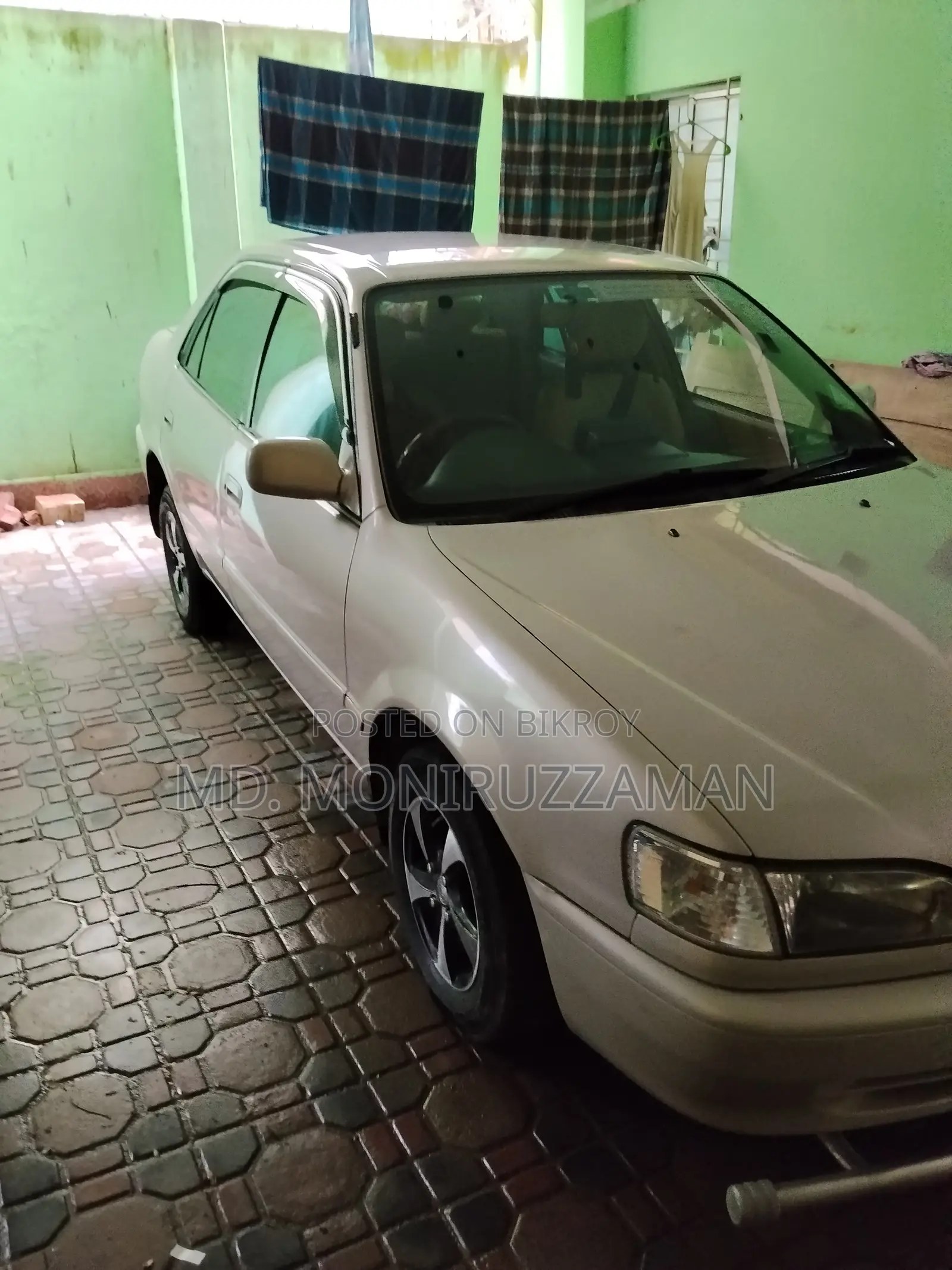 Toyota Corolla Sedan 1997 Off white