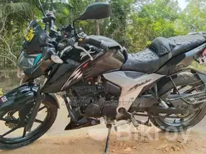 TVS Apache 160 4V 2021 Black