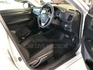 Toyota Axio Hybrid 2021