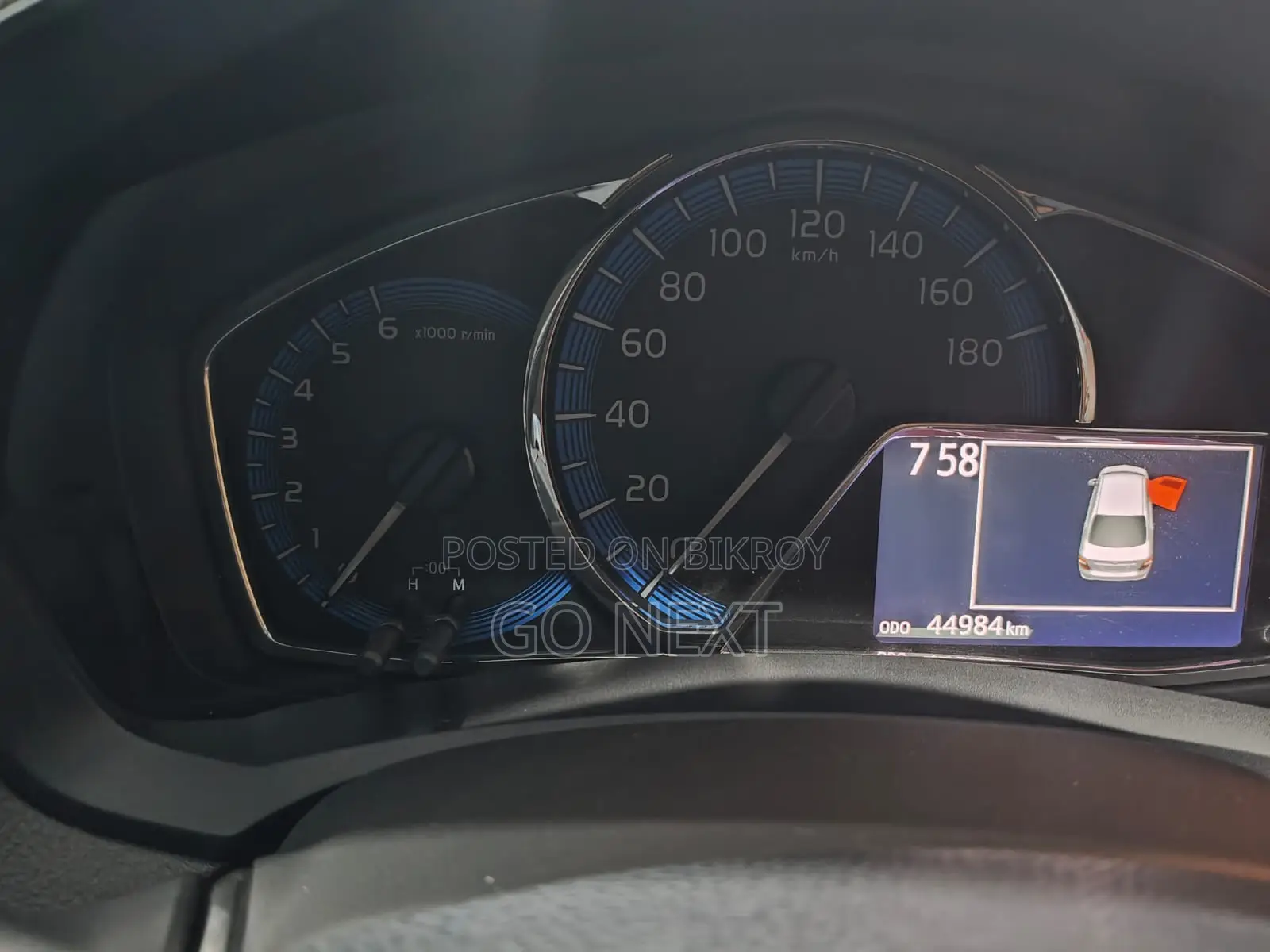 Toyota Axio EX Hybrid 2020